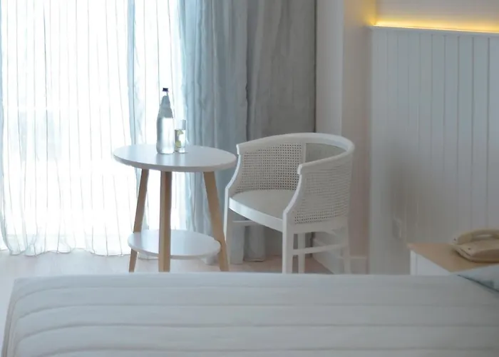 Sunrise Gardens Hotel 4*