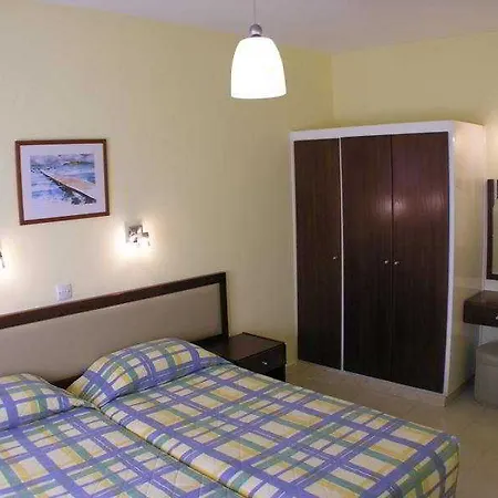 Sunrise Gardens Otel Protaras
