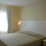 Sunrise Gardens 4* بروتاراس