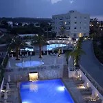 فندق Sunrise Gardens بروتاراس