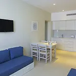 Sunrise Gardens فندق بروتاراس