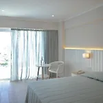 فندق Sunrise Gardens 4*