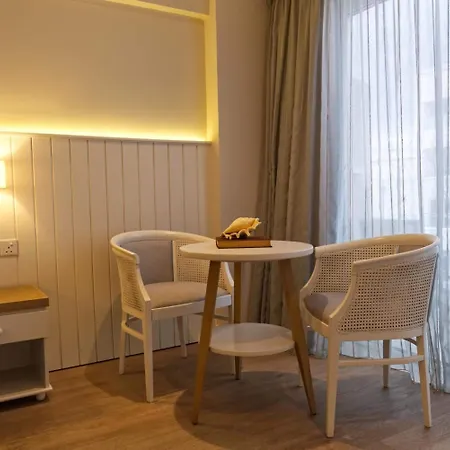 Hotel Sunrise Gardens 4*