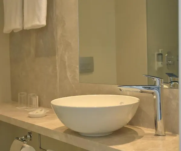 Hotel Sunrise Gardens