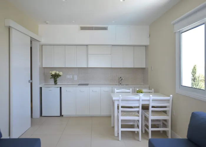 Sunrise Gardens Hotel Protaras