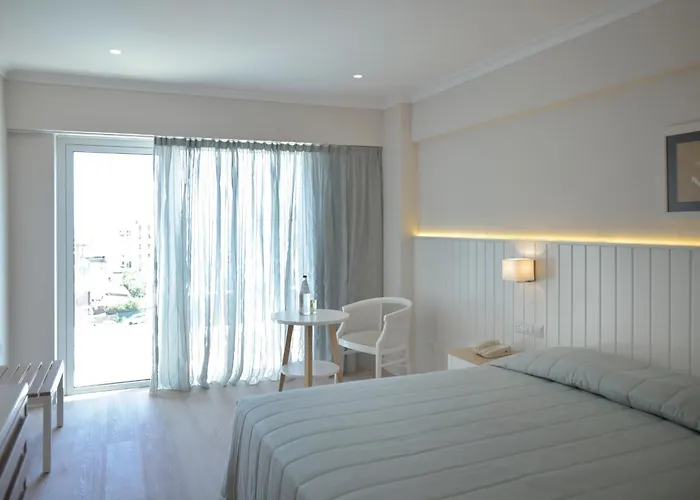 Ξενοδοχείο Sunrise Gardens 4*